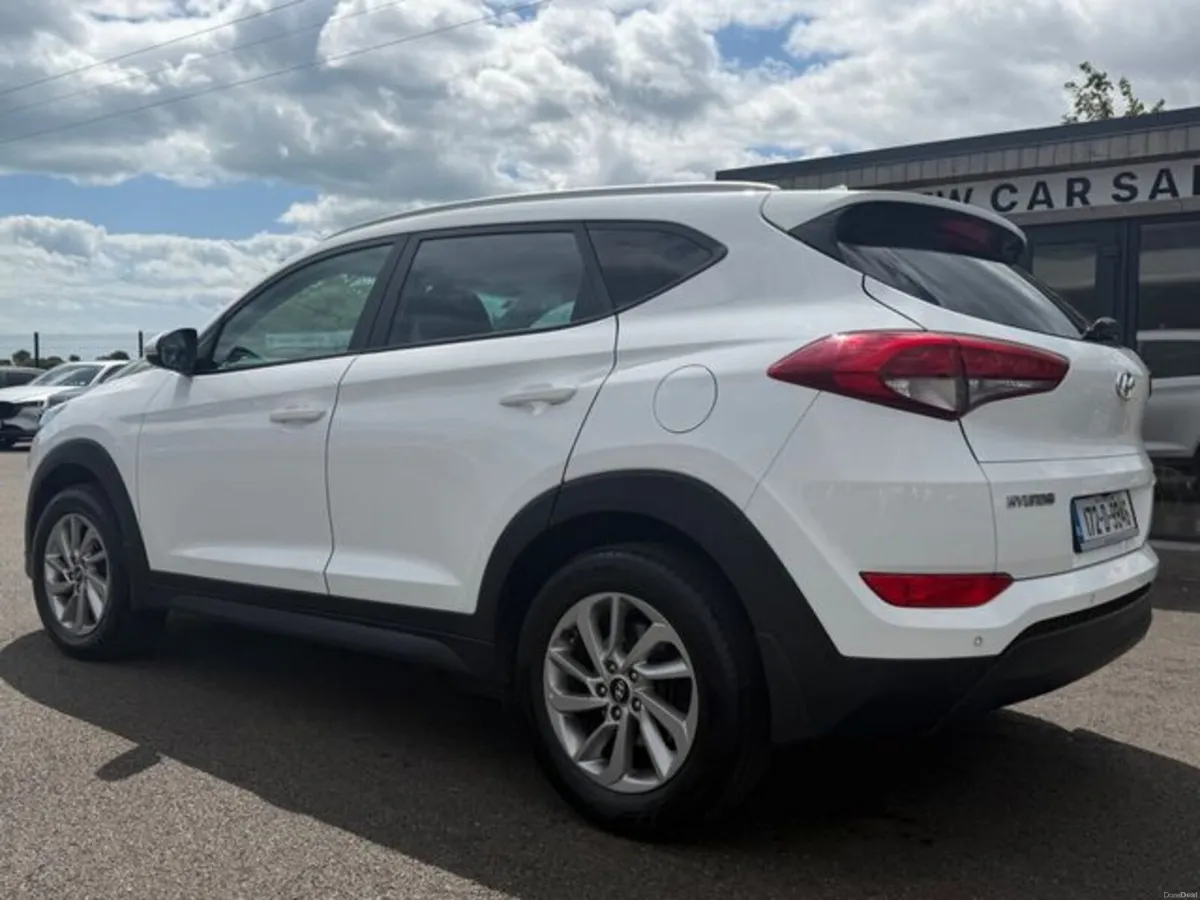Hyundai Tucson Premium Executive - Image 6