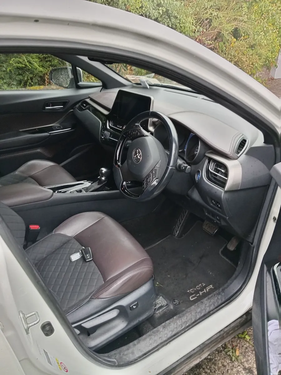Toyota C-HR 2018 - Image 4
