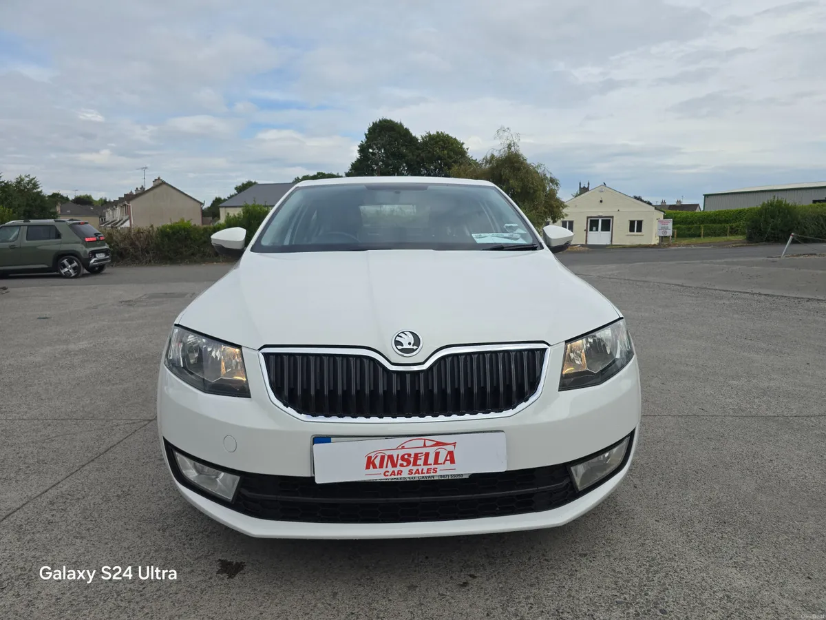 Skoda Octavia 1.6 tdi MINT CONDITION 142 - Image 2