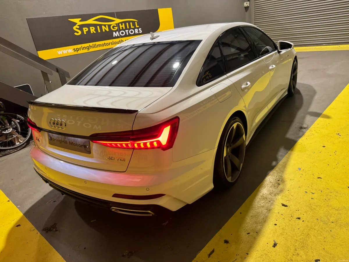 2018 Audi A6 2.0TDI 4.0 204ps Auto Black Edition - Image 4