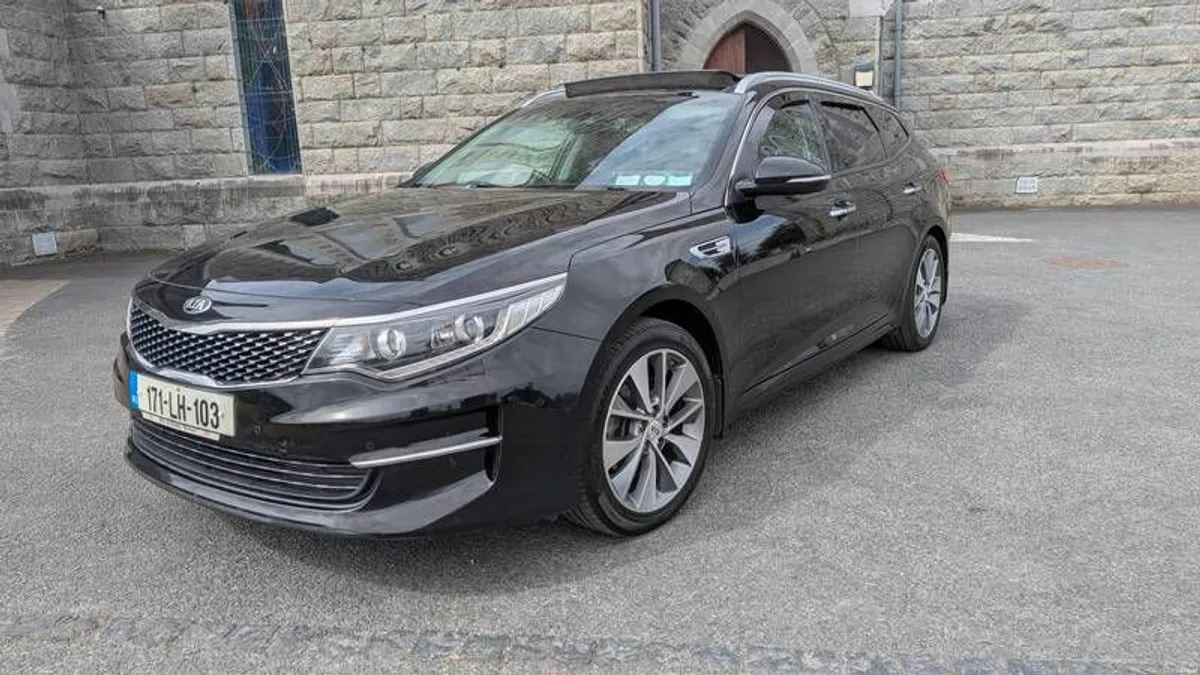 2017 Kia Optima - Image 3