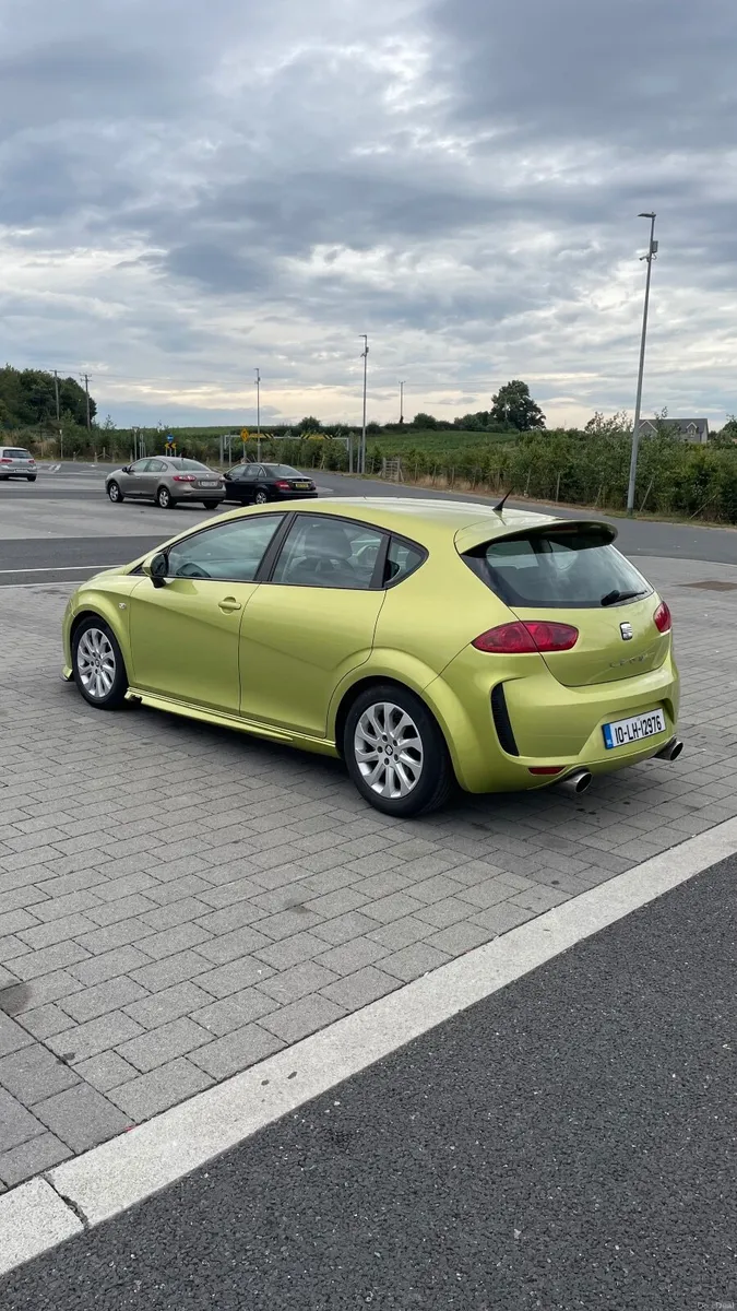 SEAT Leon 2010 1.6TDI - Image 5