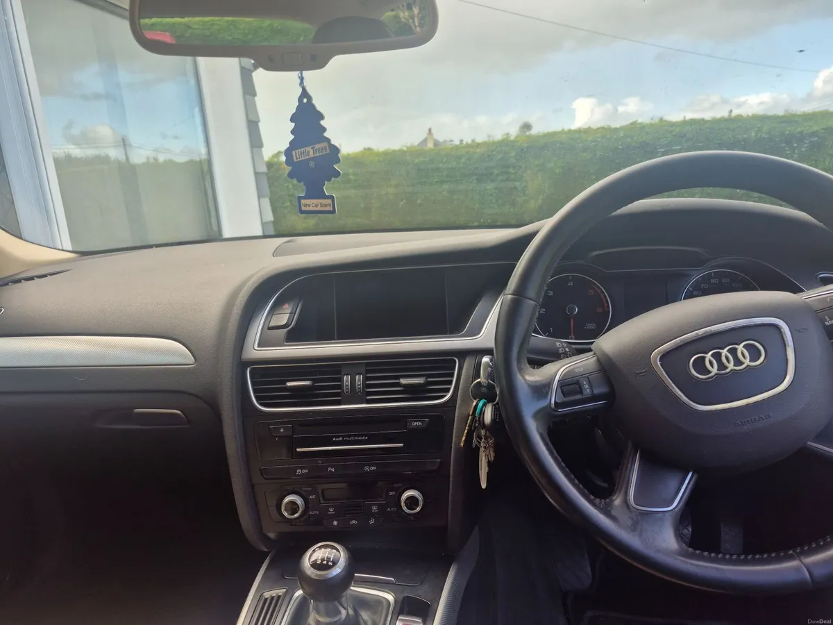 Audi A4 2014 - Image 4
