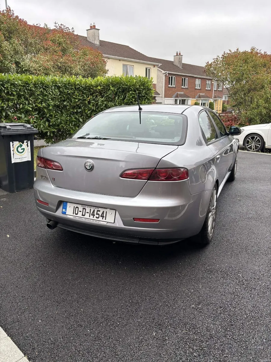 Alfa Romeo 159 2010 - Image 5