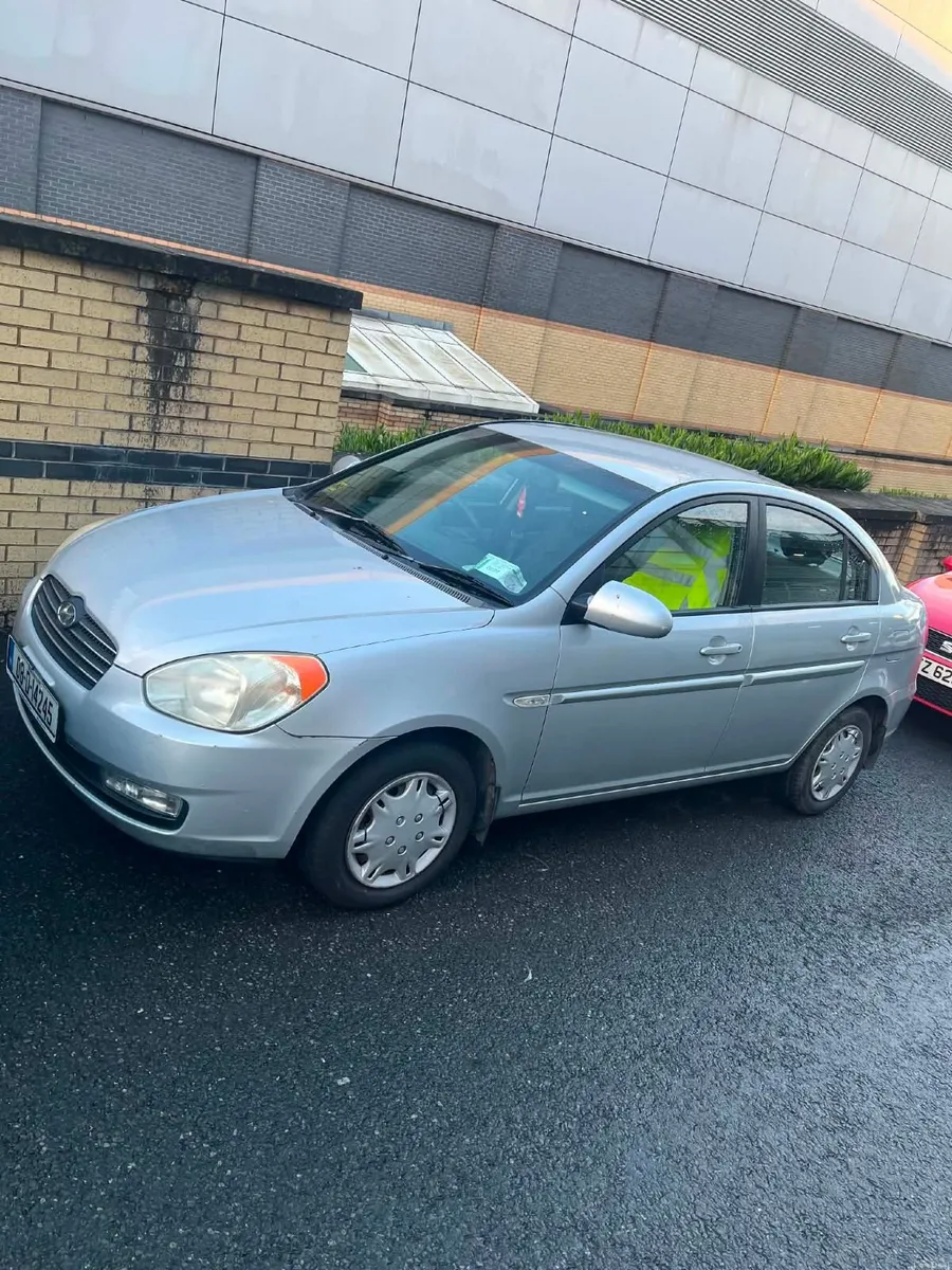 Hyundai Accent 2008 - Image 1