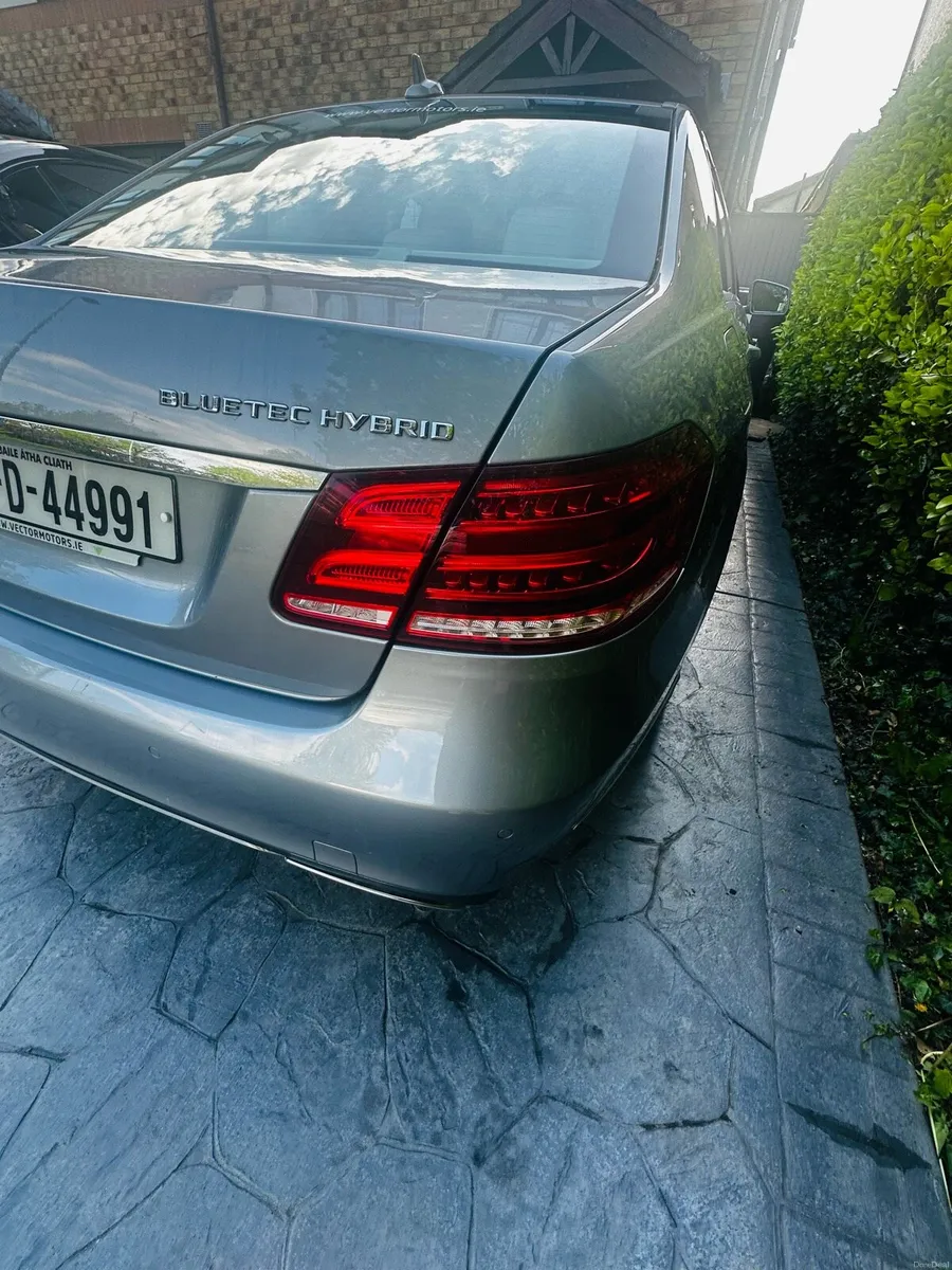 New NCT - 2015 Mercedes-Benz E300 BlueTEC Hybrid - Image 6