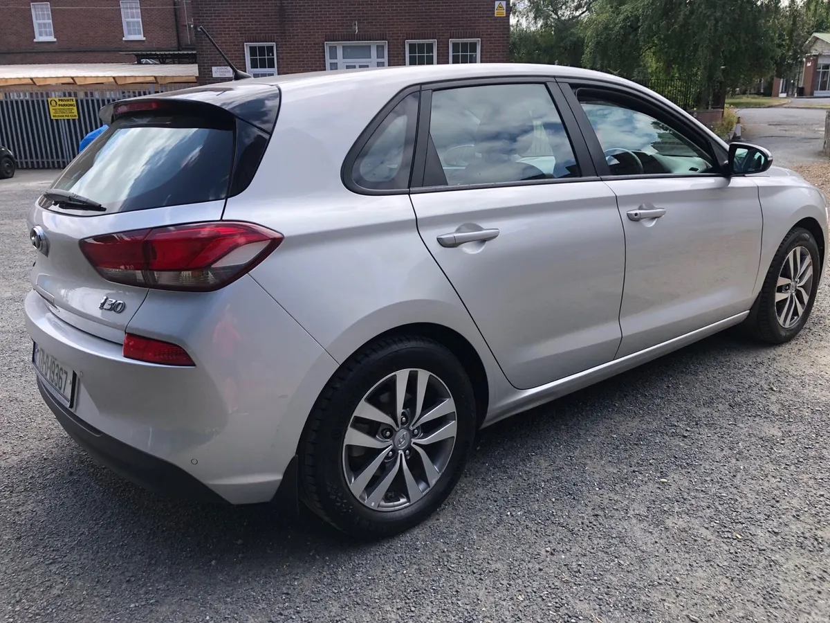 Hyundai i30 1L Petrol - Image 4