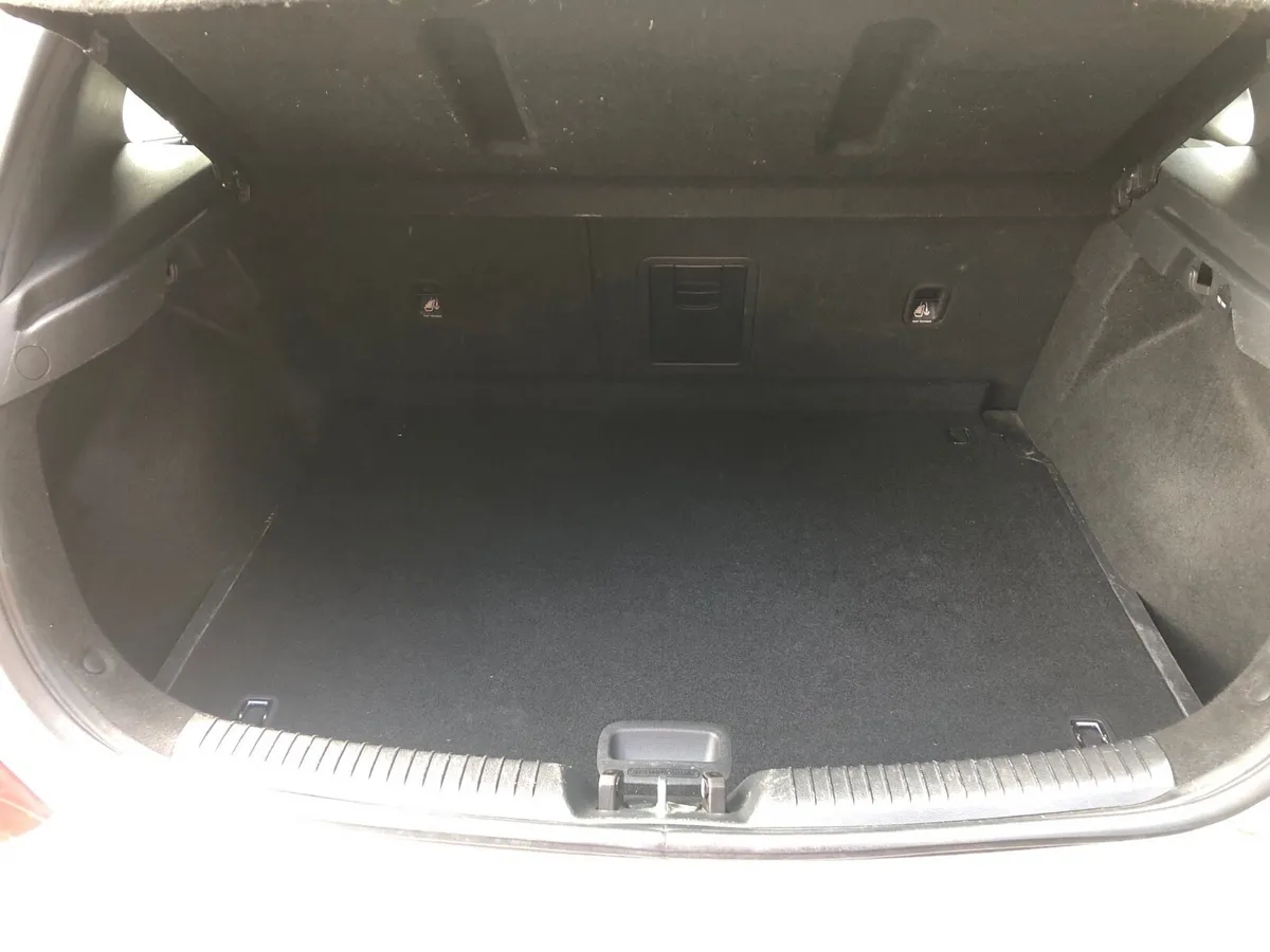 Hyundai i30 1L Petrol - Image 6