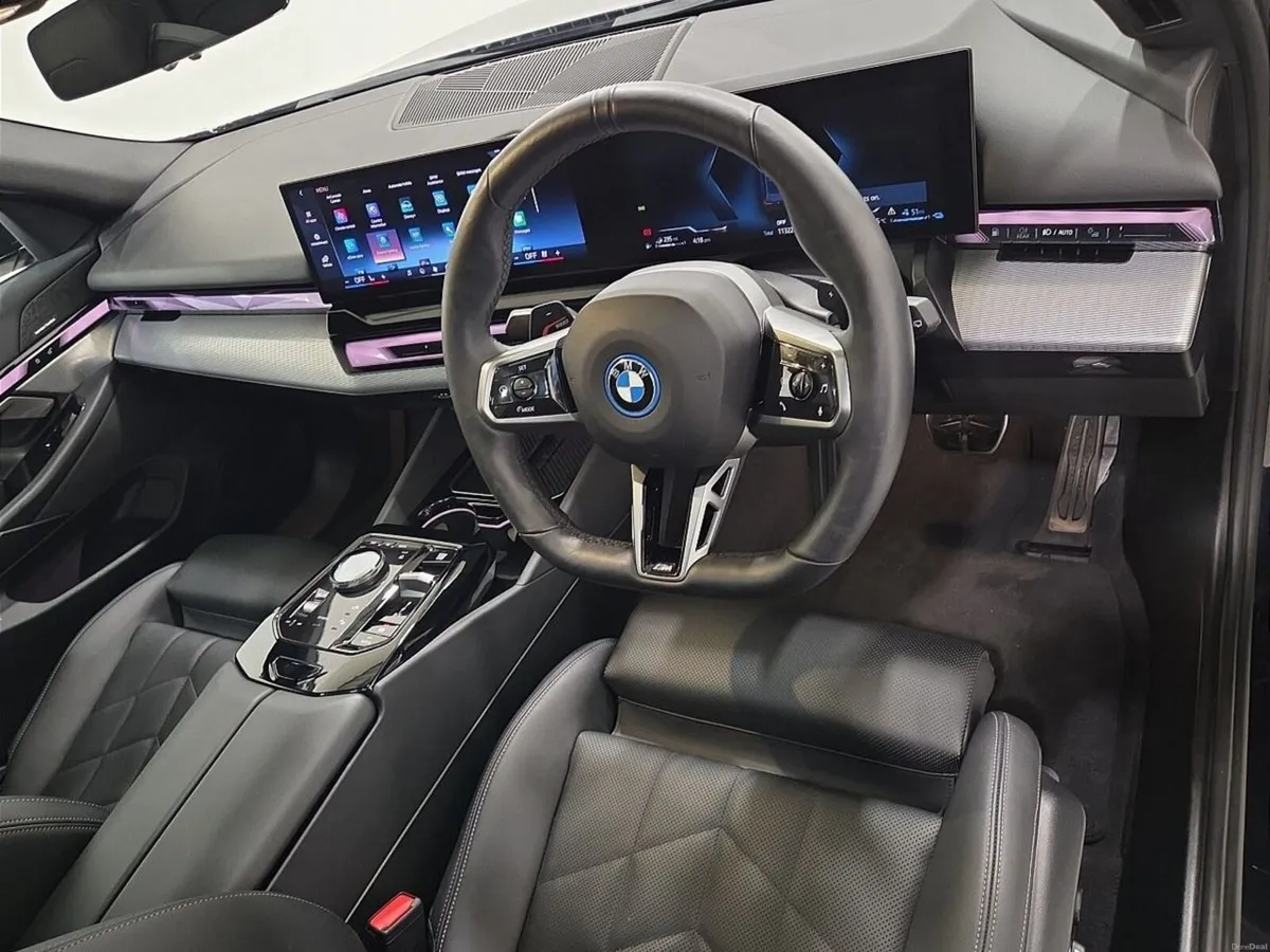BMW 5-Series 530e M Sport Touring - Image 6