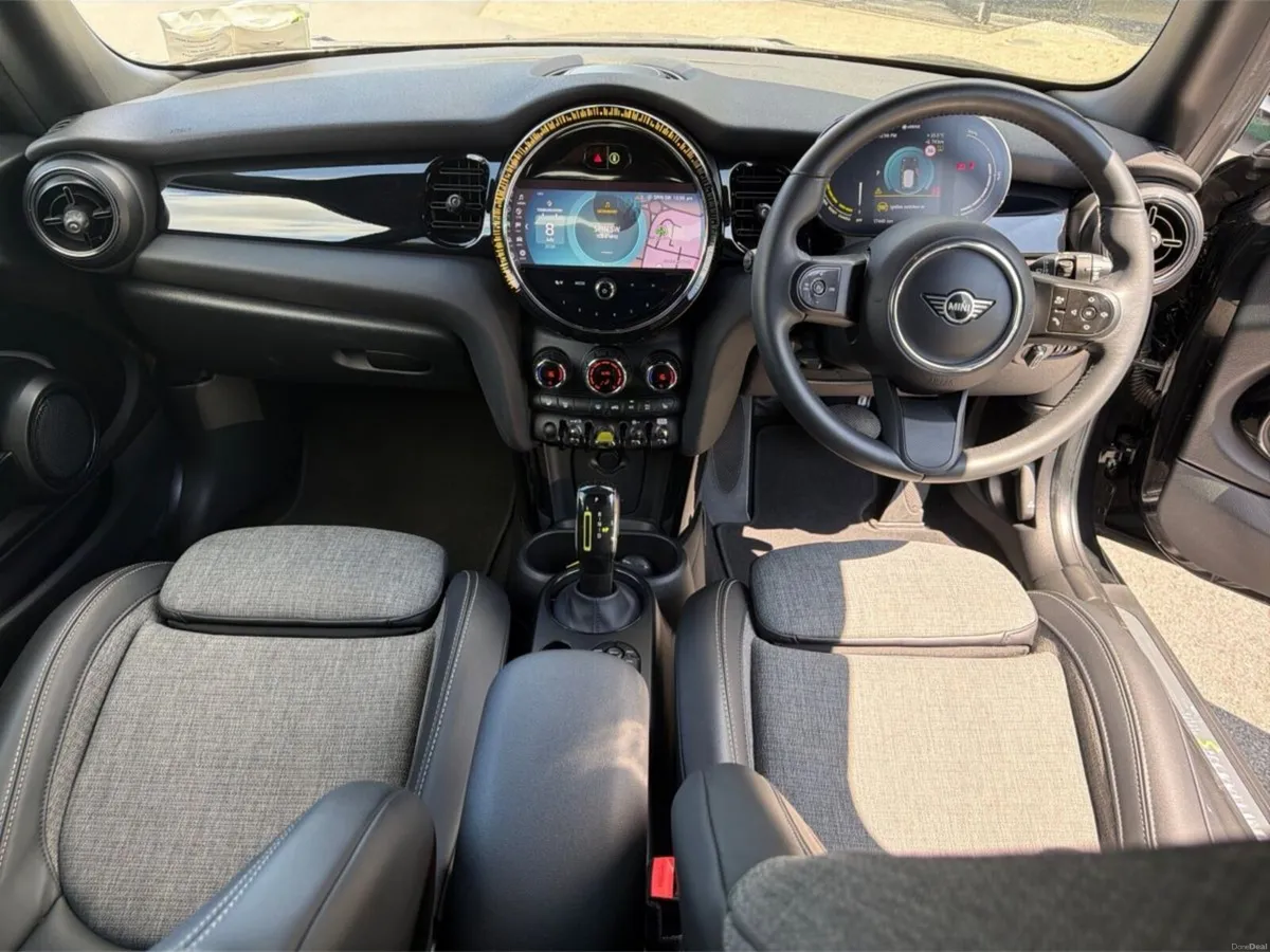 Mini Cooper Electric Level 2 - Image 4
