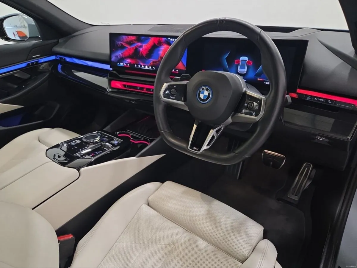 BMW i5 eDrive40 M Sport Pro Saloon - Image 6