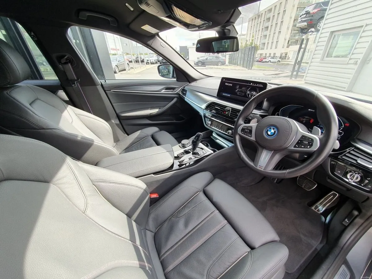 BMW 5-Series 530e M Sport Saloon - Image 6