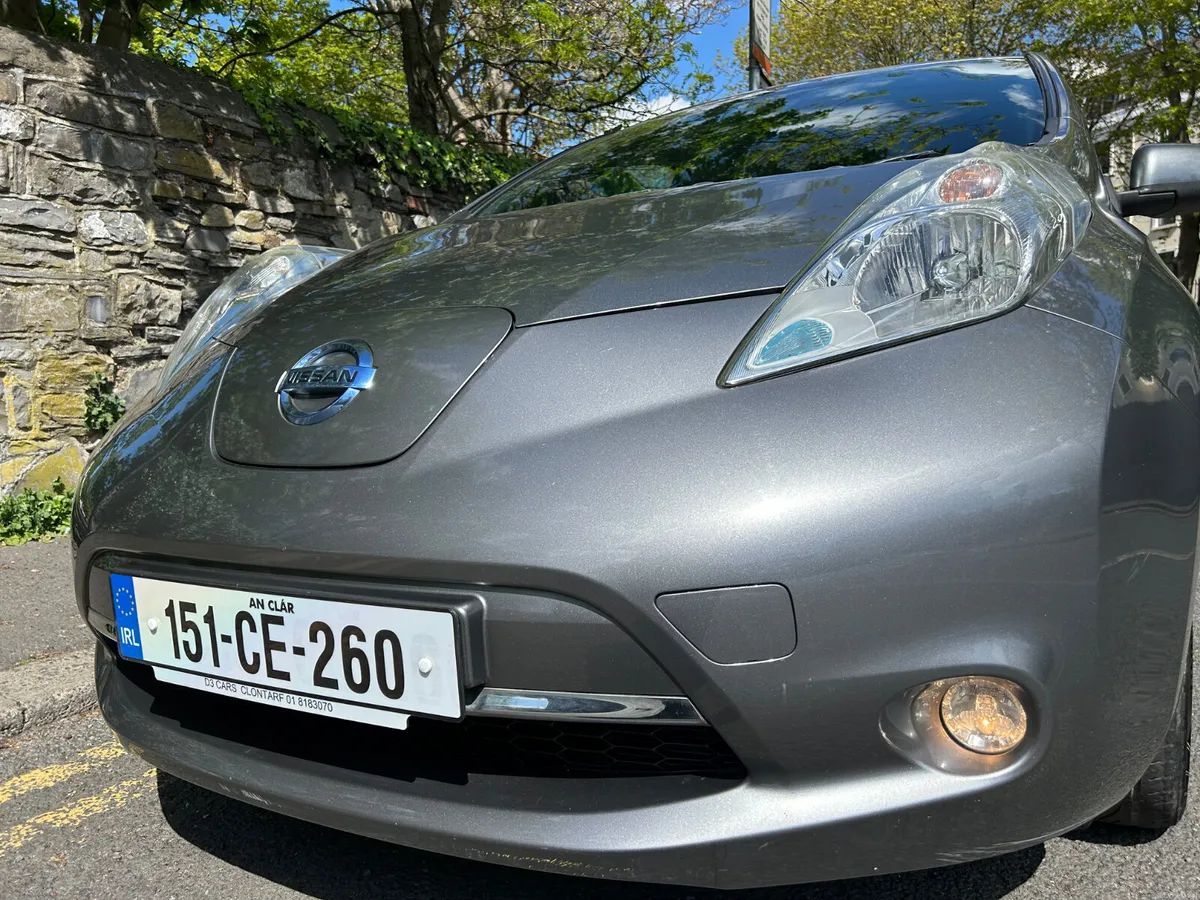 2015 NISSAN LEAF PARKING CAMREA NCT MAY 2027 - Image 1