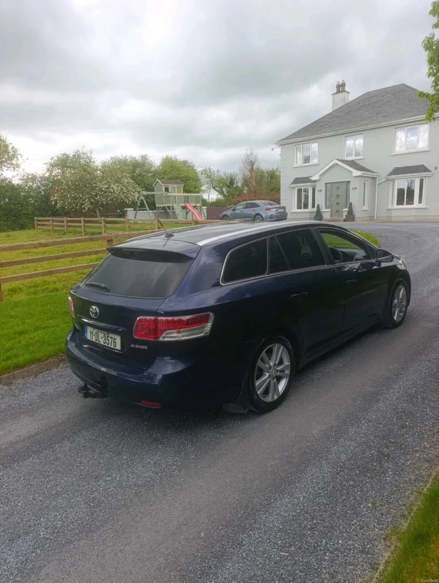 Car - Image 3