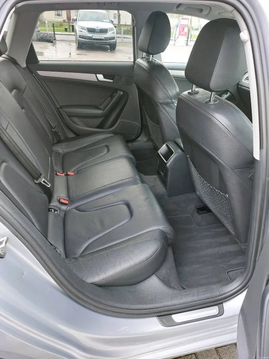 Audi A4 2.0TDI Quattro Estate 177bhp 2015 - Image 6