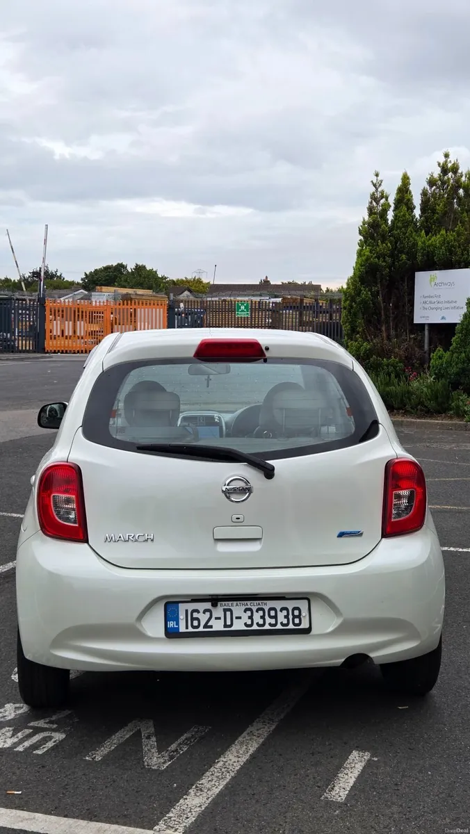 Nissan March 2016 - Image 2