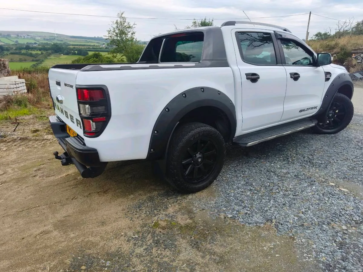 Ford Ranger Wildtrak 3.2 - Image 4
