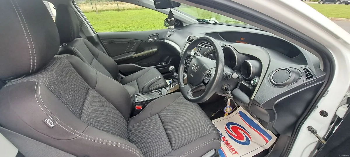 Honda Civic 2015 - Image 3