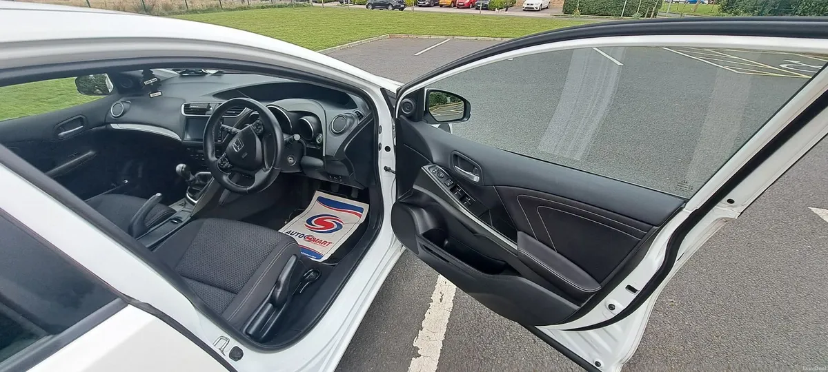 Honda Civic 2015 - Image 5