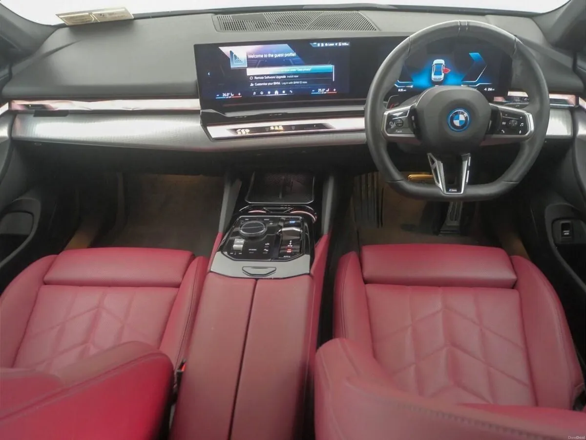 BMW i5 eDrive40 M Sport Saloon - Image 4