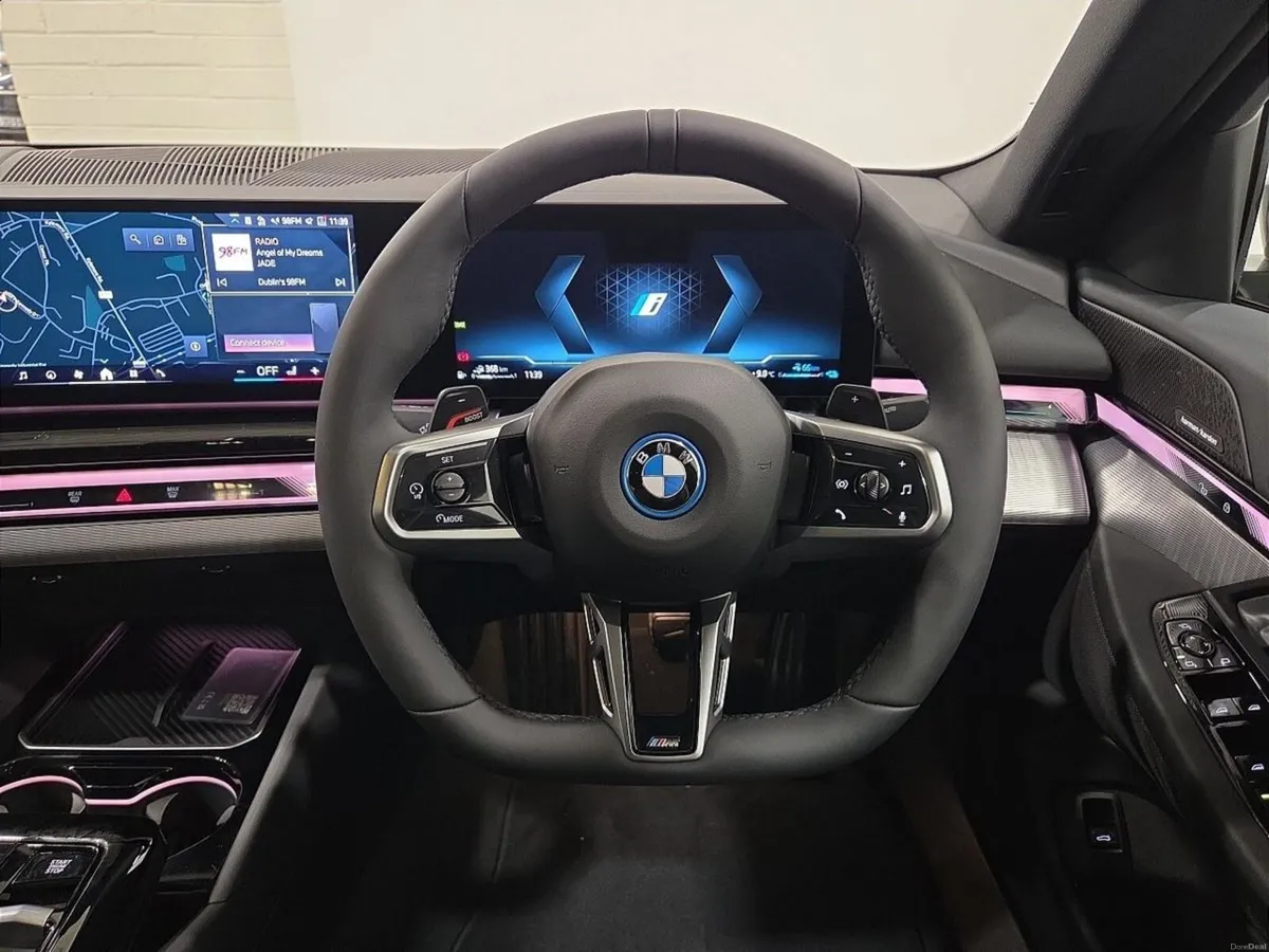 BMW 5-Series 530e M Sport Saloon - Image 5