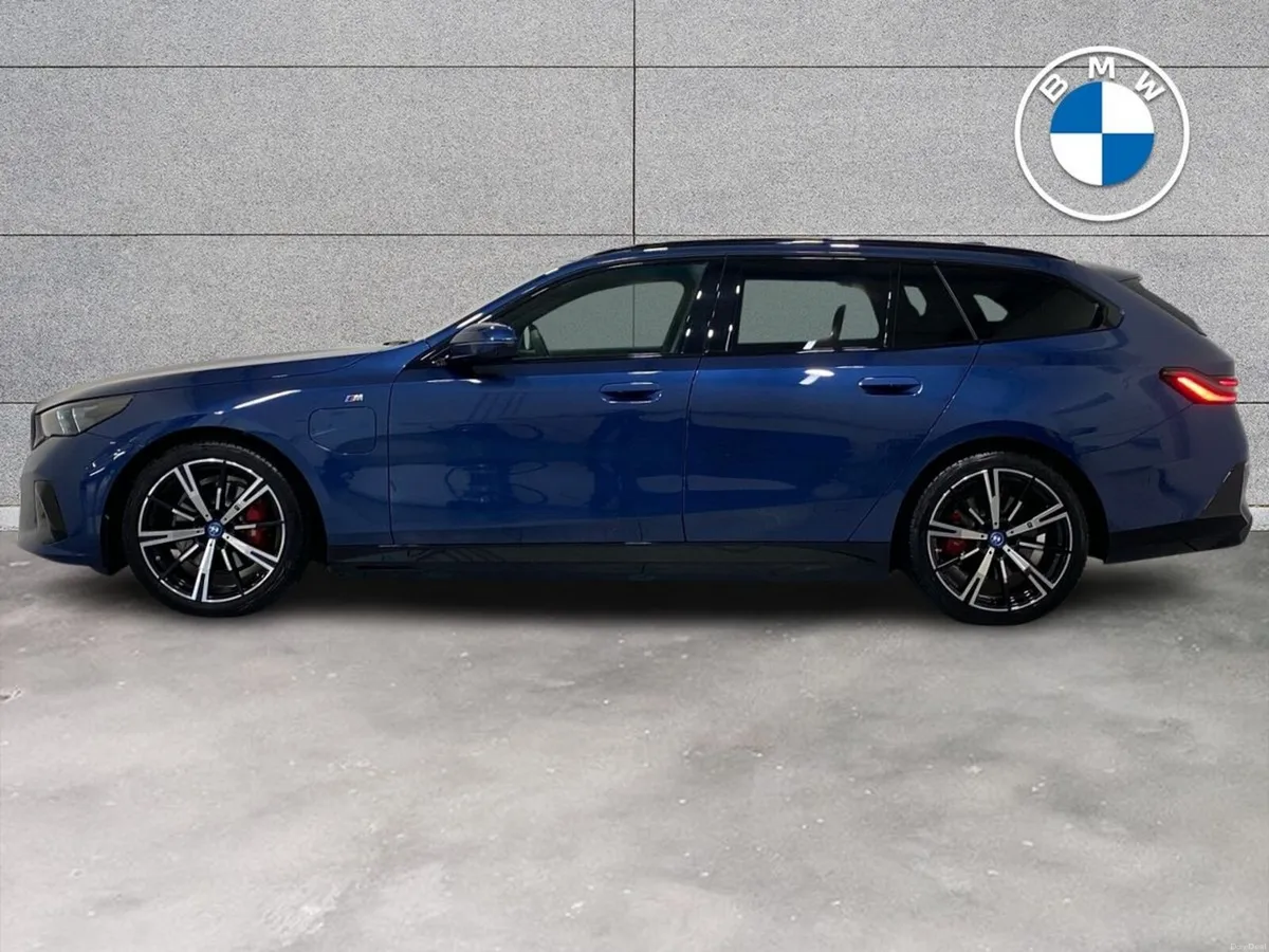 BMW 5-Series 530e M Sport Pro Touring - Image 3