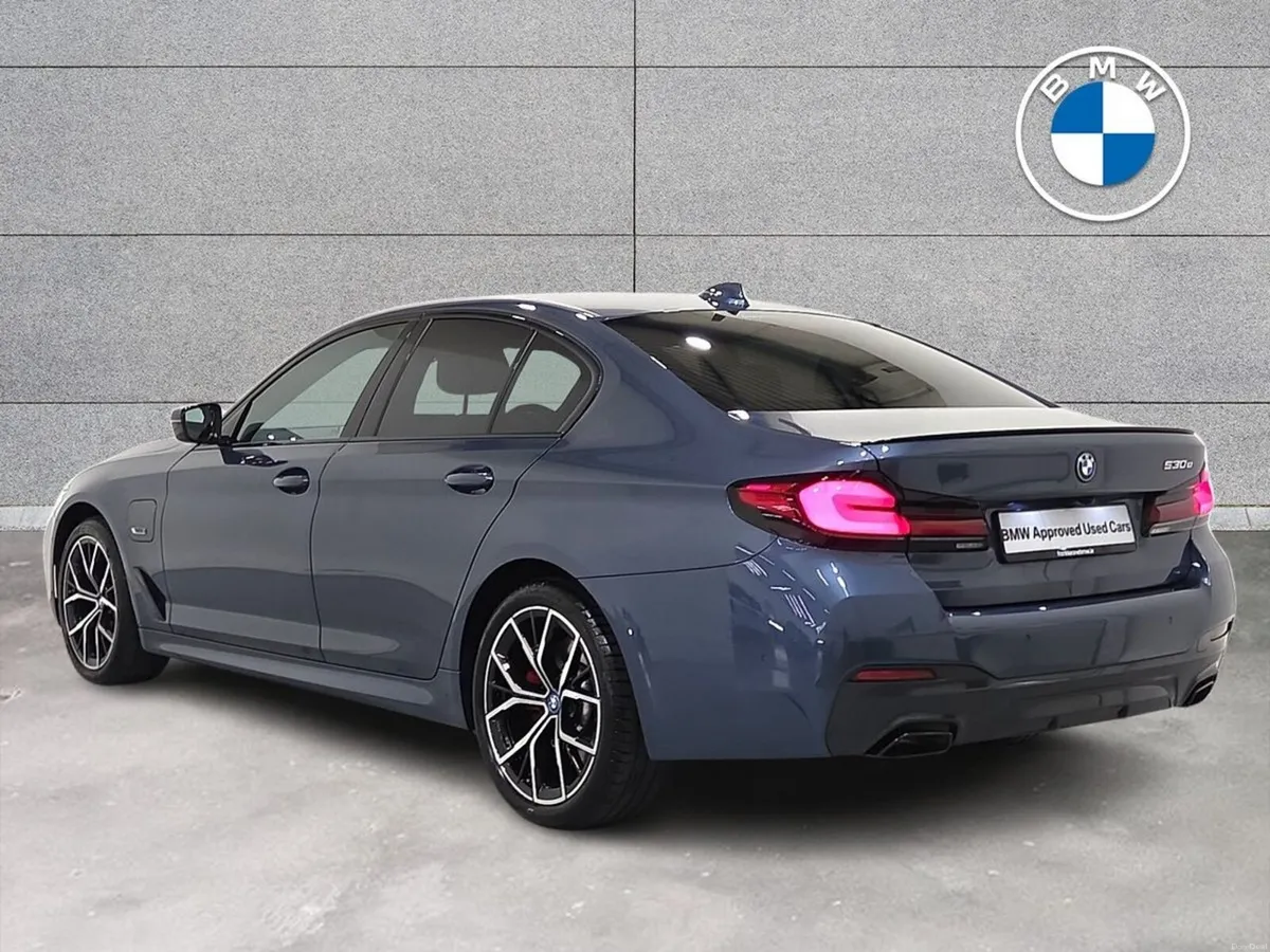 BMW 5-Series 530e M Sport Saloon - Image 2