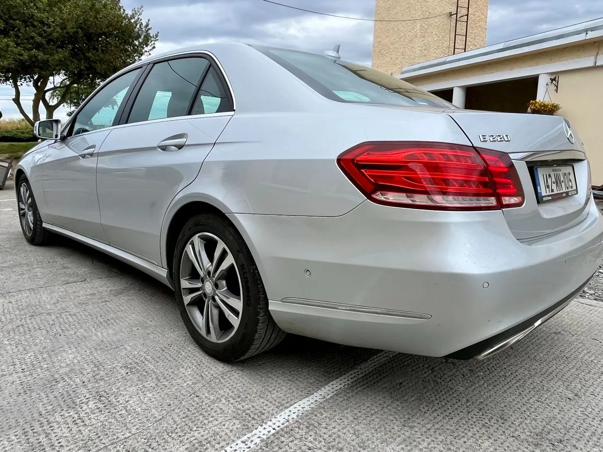 Mercedes-Benz E-Class 2014- NCT  TO SEPTEMBER 2027 - Image 5