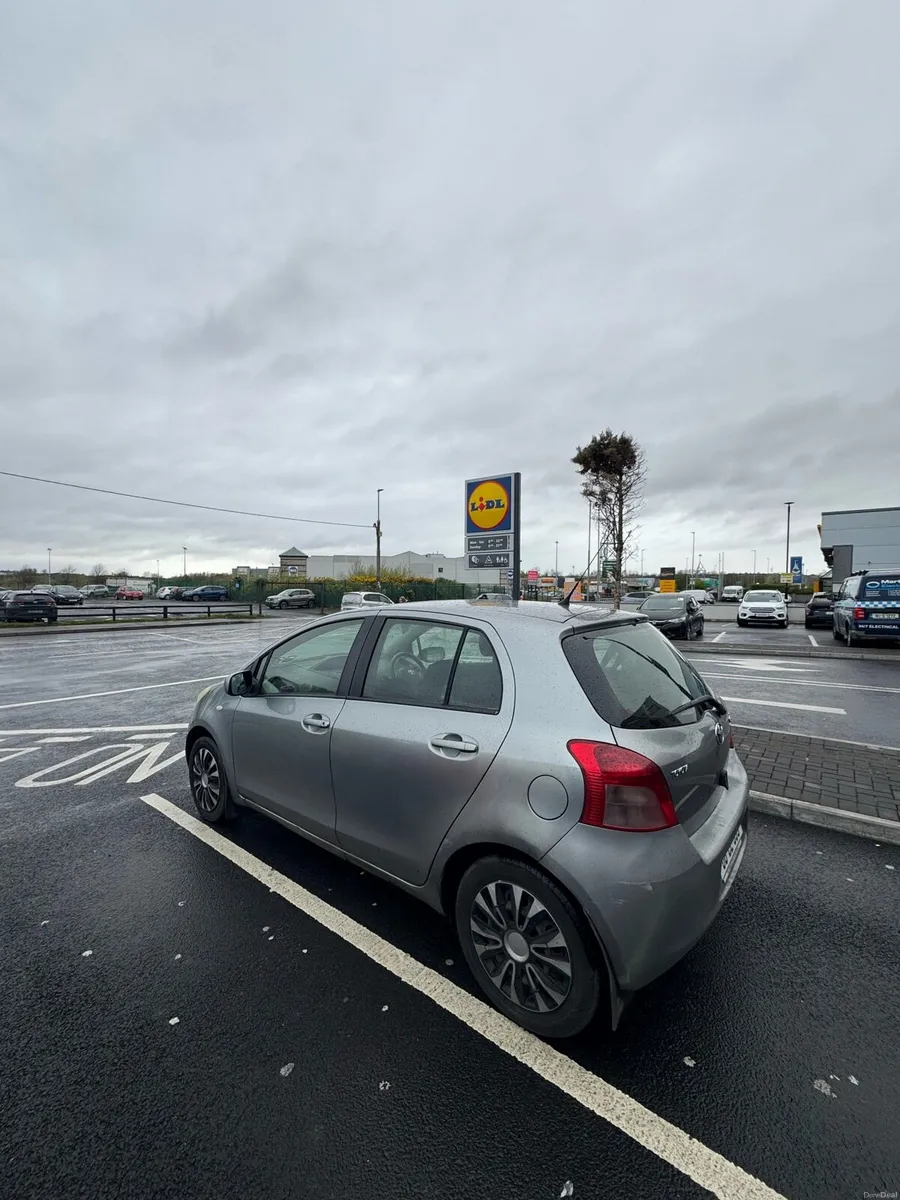 Toyota Yaris - Image 2