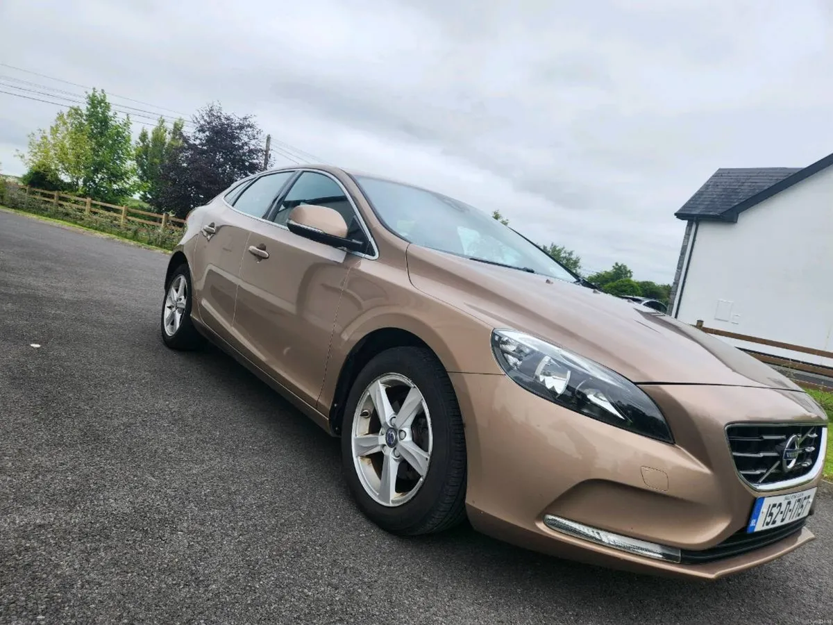 Volvo V40, Very Low Mileage - Image 1