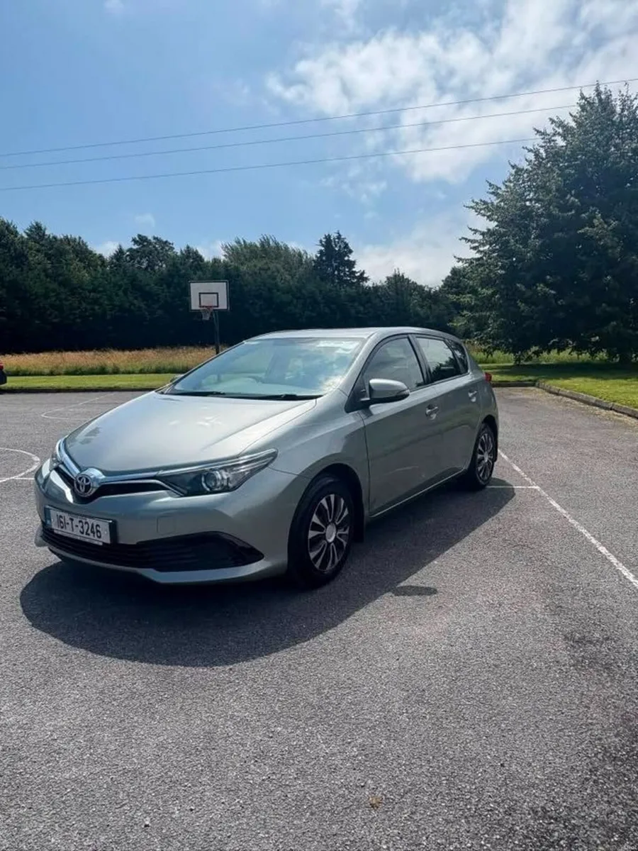 Toyota Auris 2016 - Image 1