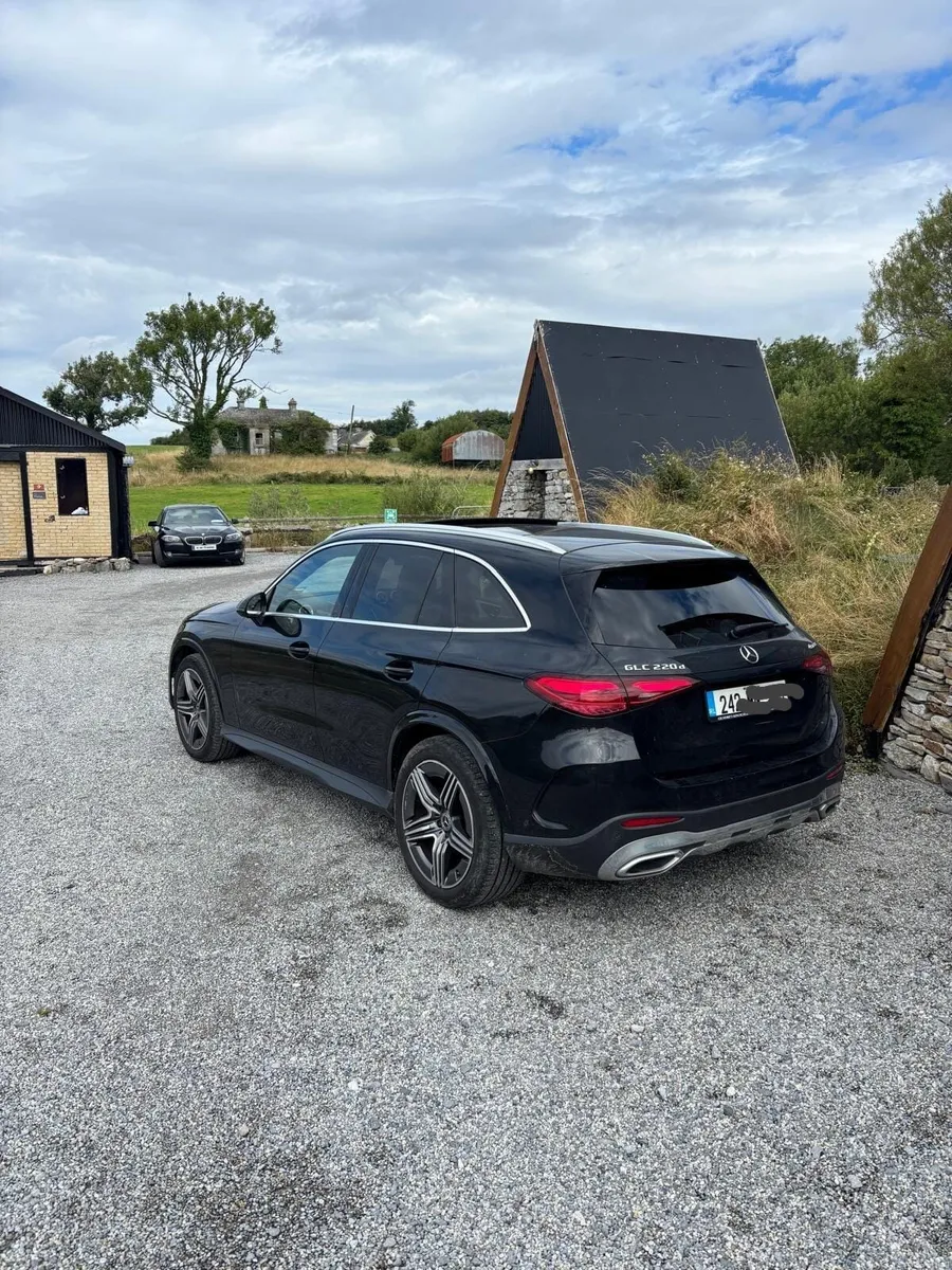 Car - Image 2