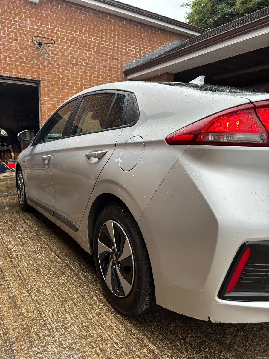 Hyundai IONIQ 2018 - Image 6