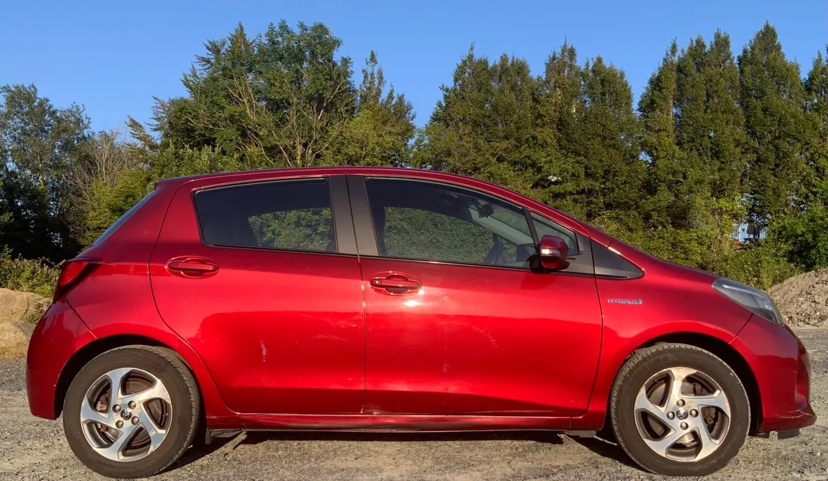 Toyota Yaris 2015 - Image 4