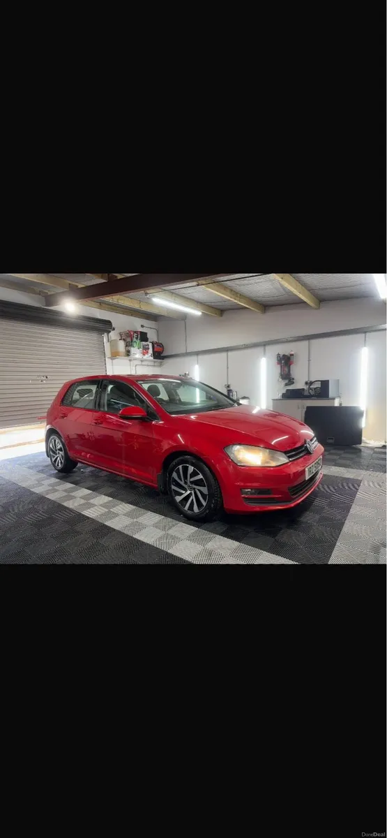 VOLKSWAGEN GOLF 1.6TDI Bluemotion Tech Match - Image 2
