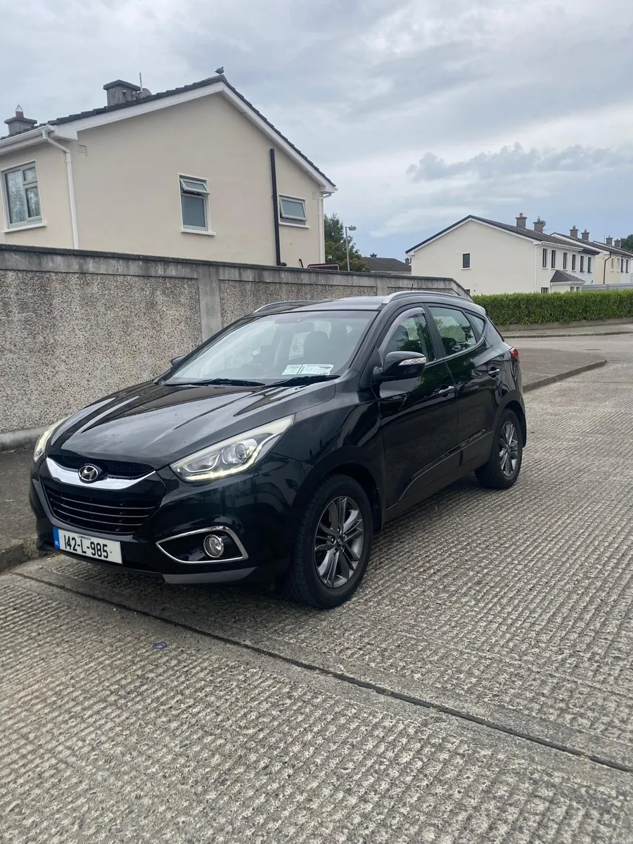 Car - Image 2