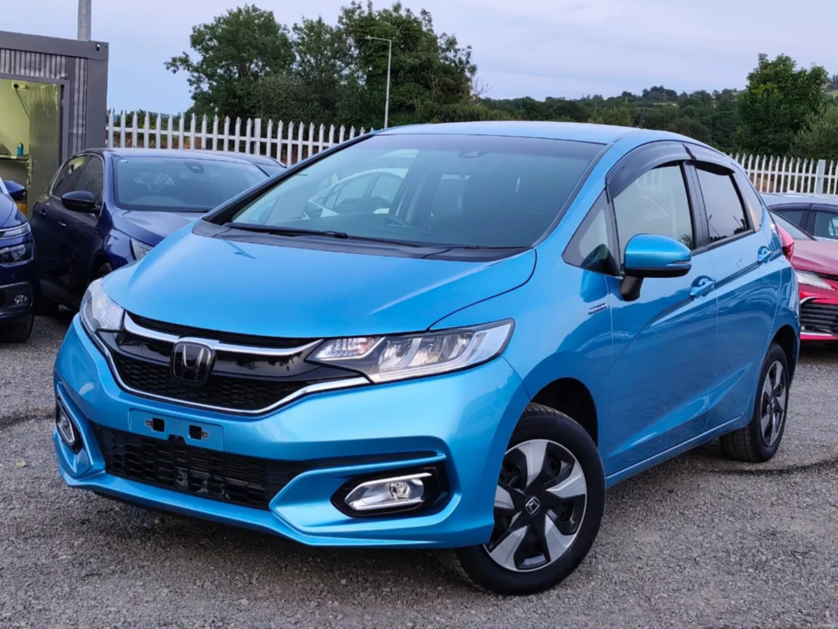 Honda Fit 4WD HYBRID L SENSING - Cruise Control - - Image 2