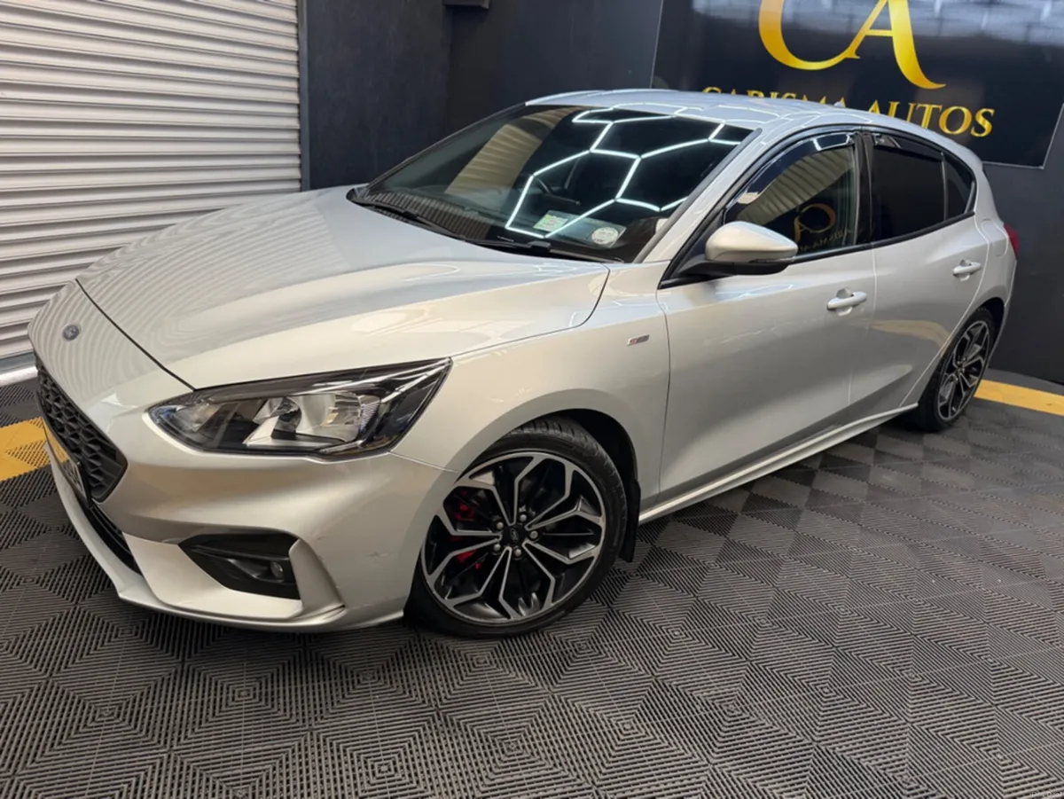 Ford Focus 1.5 TDCI ST-LINE X 120PS - Image 5