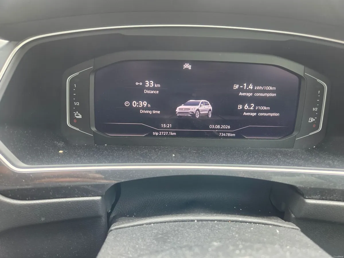 Volkswagen Tiguan 2022 - Image 2