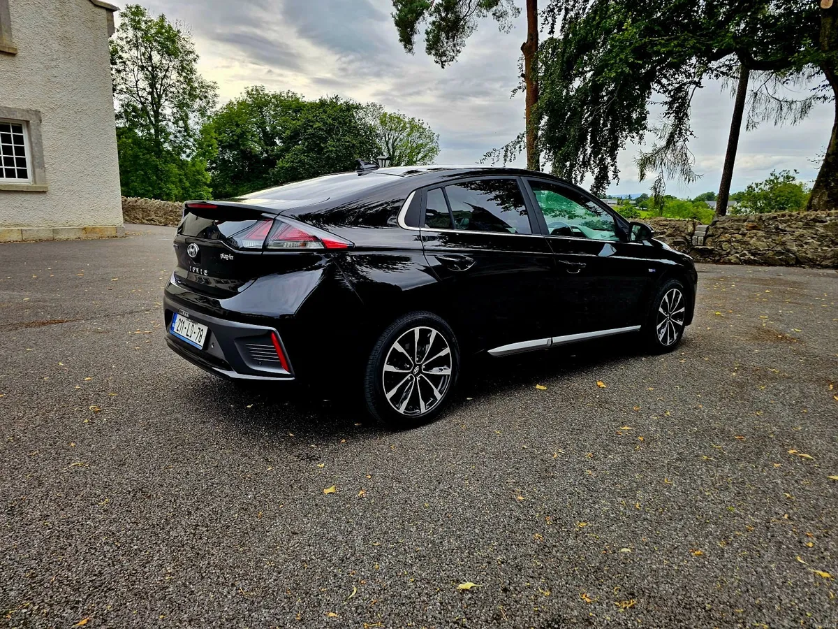 HYUNDAI IONIQ PLUGIN HYBRID 1.6 PETROL 2021 AUTO - Image 6