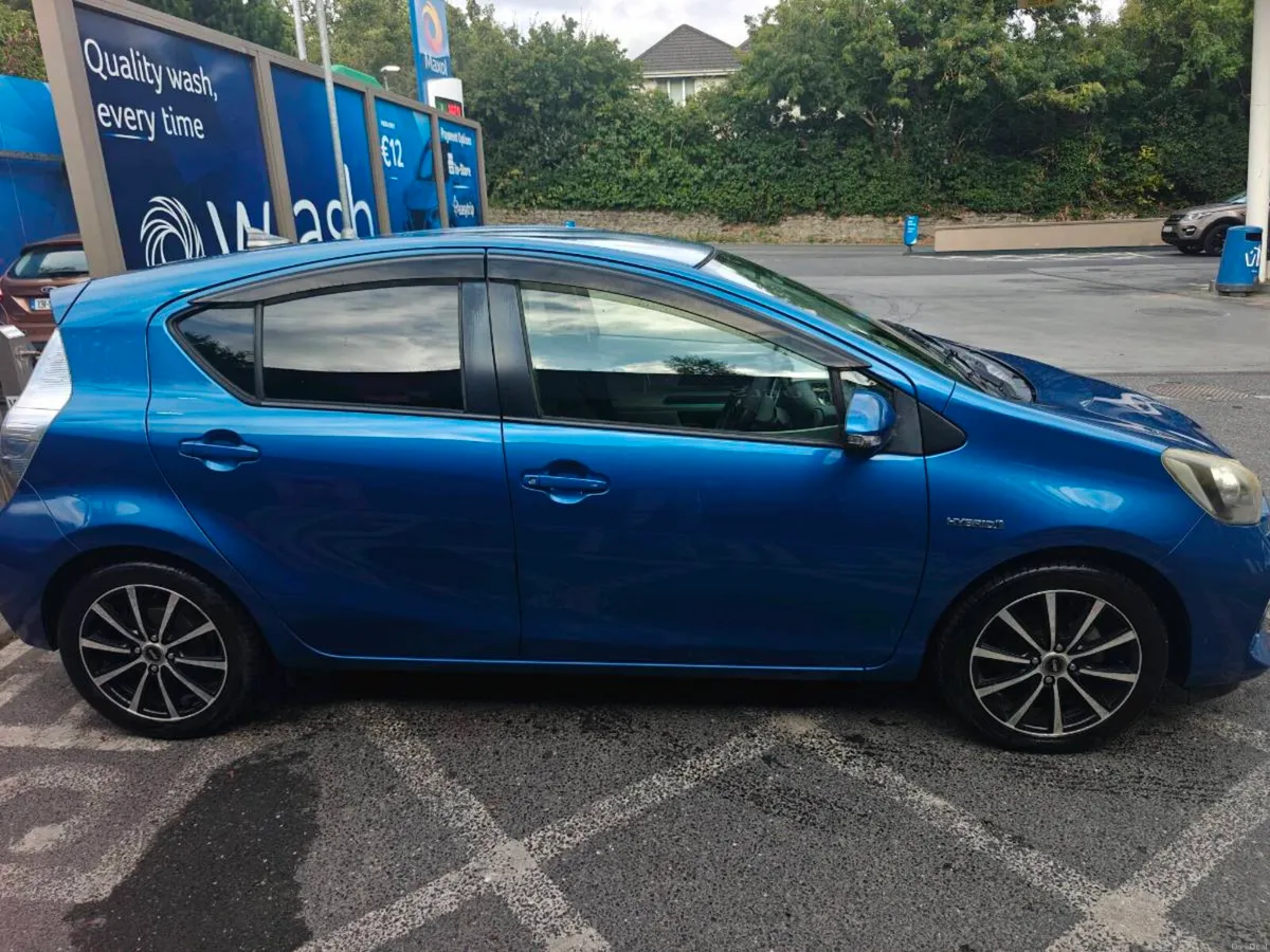 Toyota Aqua - Image 6
