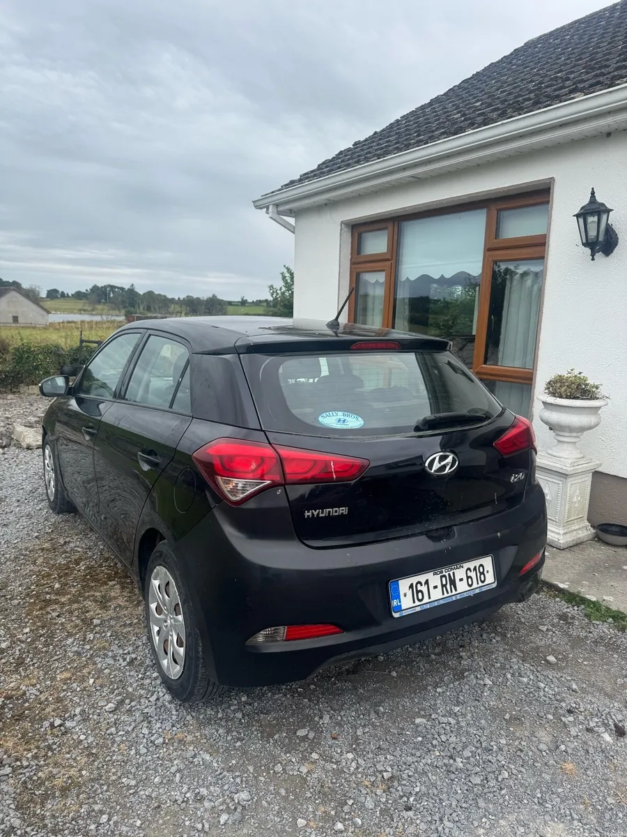 Hyundai i20 - Image 4