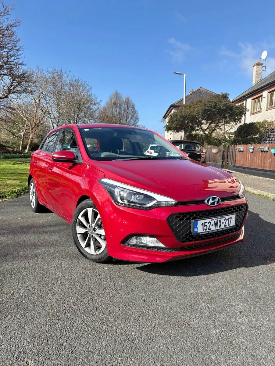 Hyundai i20 petrol 2015 - Image 1