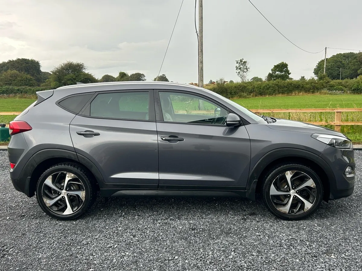 Hyundai Tucson 1.7 CRDi - Leather/Heated Seats - Image 2