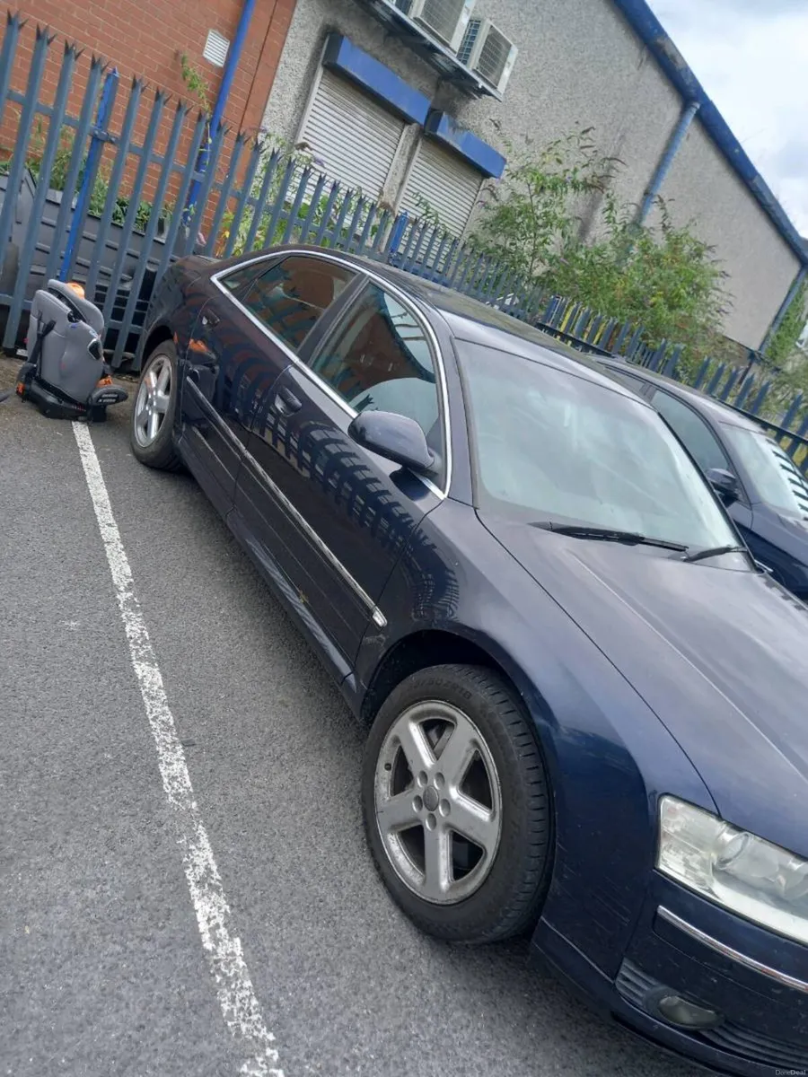 3.7 v8 audi a8 - Image 3
