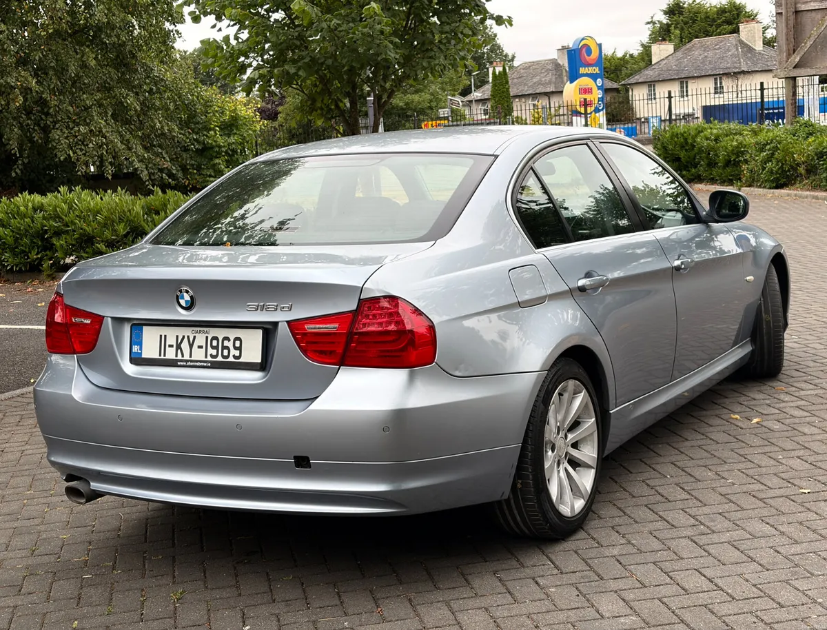 BMW 318D 2011 Automatic new nct 10/27 tax 3/27 - Image 6