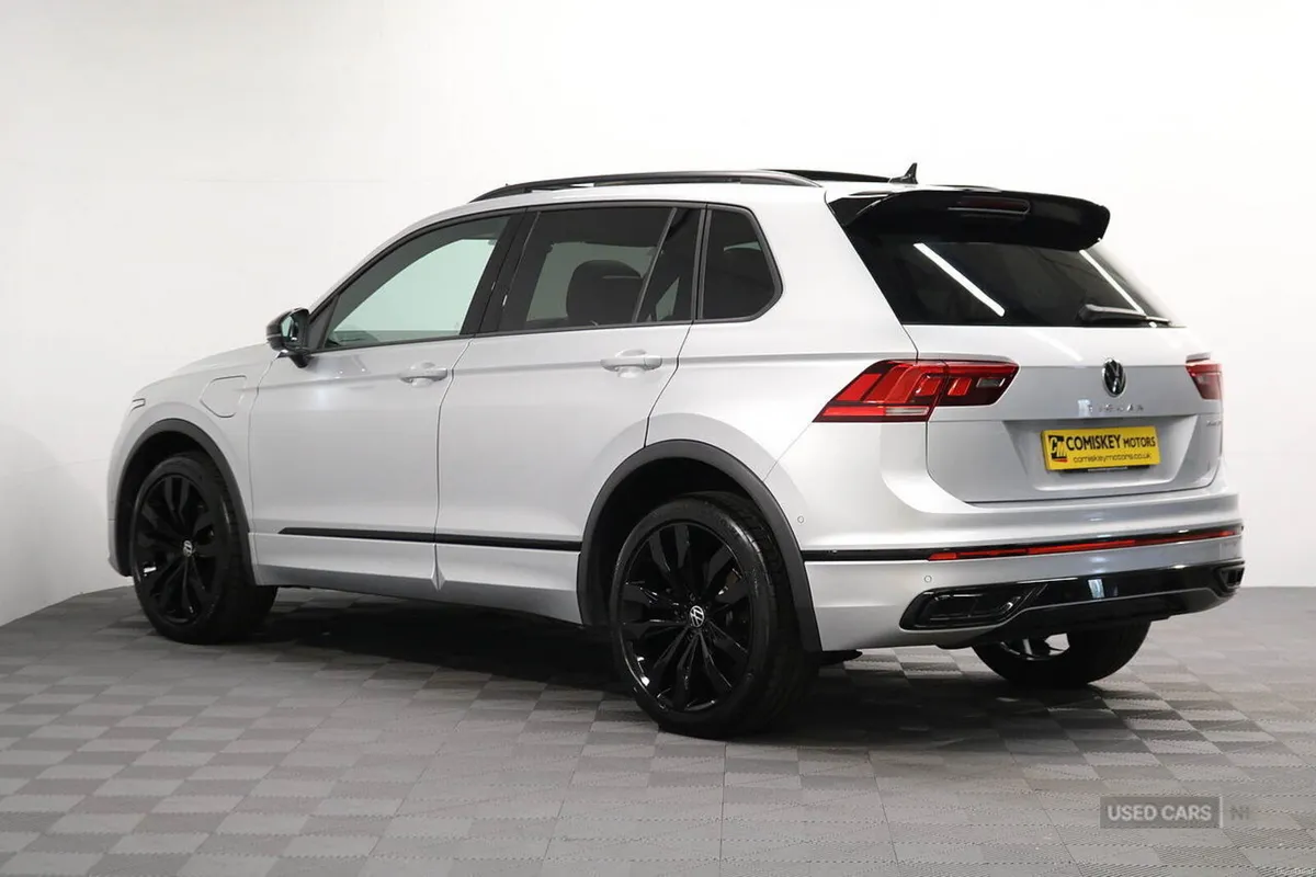 Volkswagen Tiguan TSI Black Edition - Image 4