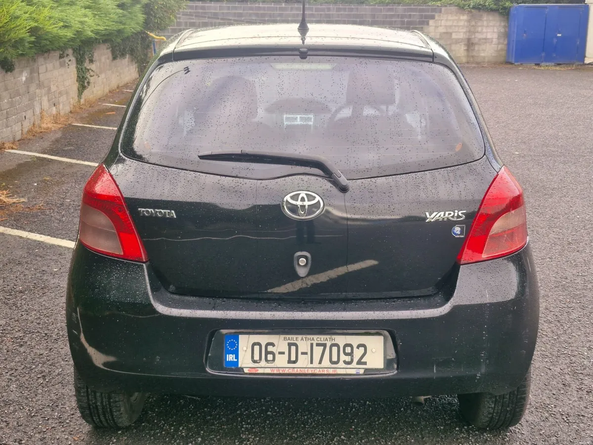Toyota Yaris - Image 2