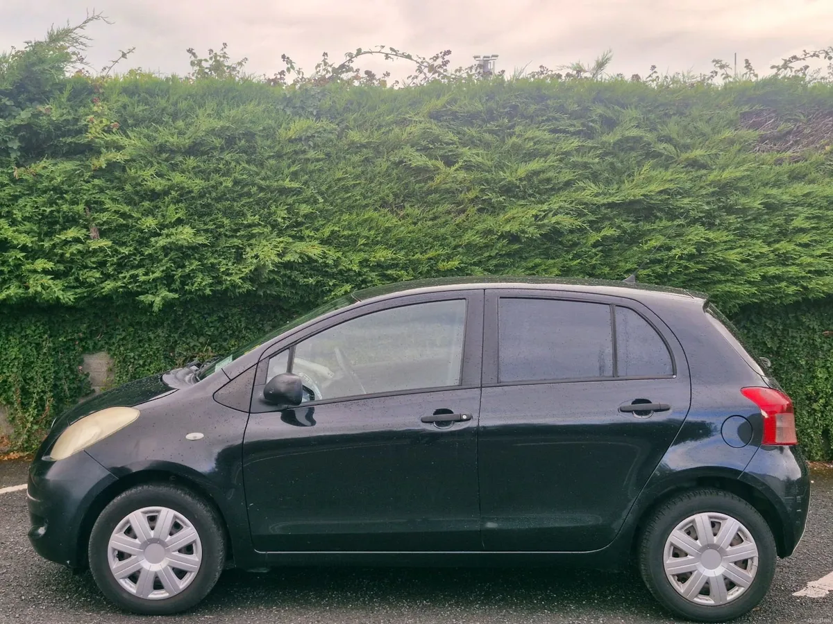 Toyota Yaris - Image 4