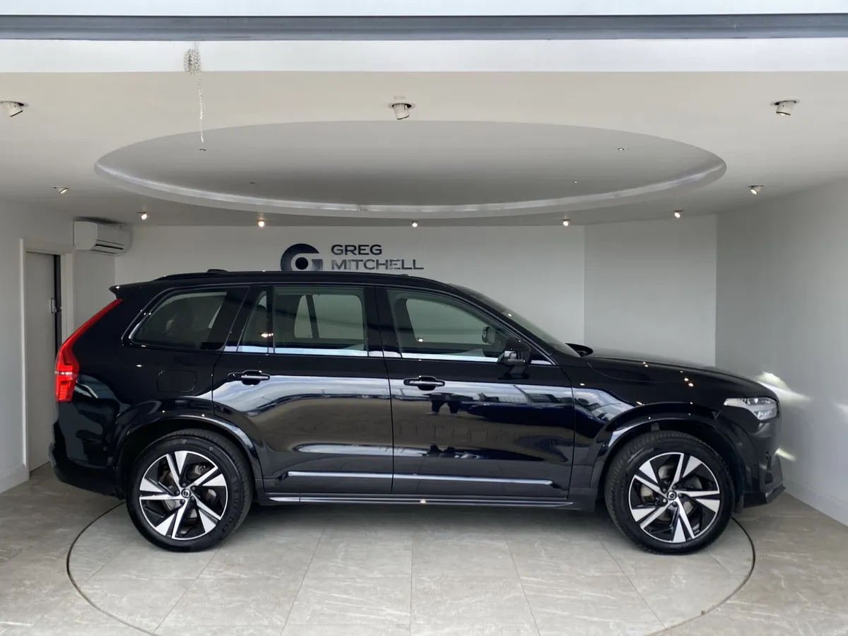 Volvo XC90 2022 - Image 4